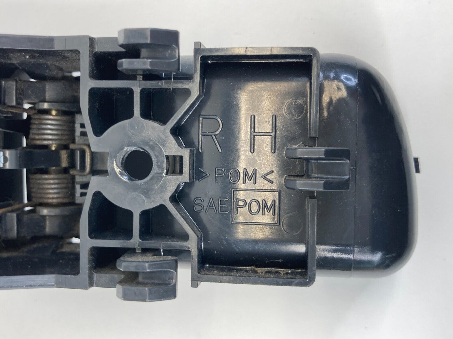 2001-2004 Nissan Pathfinder Front Right Side Interior Inner Door Handle Assy OEM