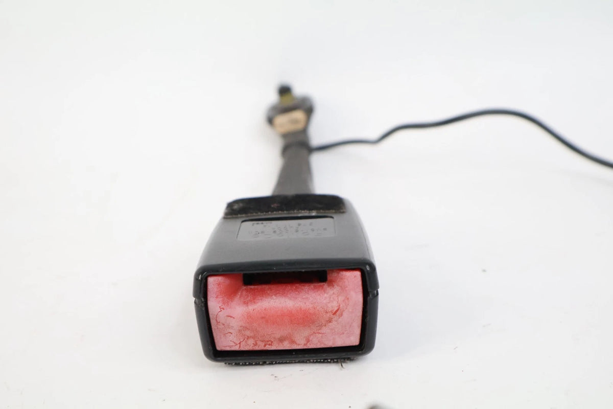 2012-2014 FORD FOCUS FRONT LEFT DRIVER SEAT BELT BUCKLE BM51-61209-BCW OEM