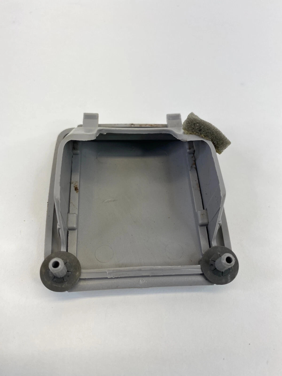 2003-2008 SUBARU FORESTER REAR SEAT ANCHOR CHILD COVER TOP TETHER CAP OEM