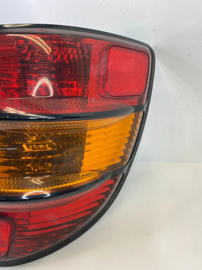 2003-2008 Pontiac Vibe Rear Right Passenger Tail Light Taillight Taillamp OEM