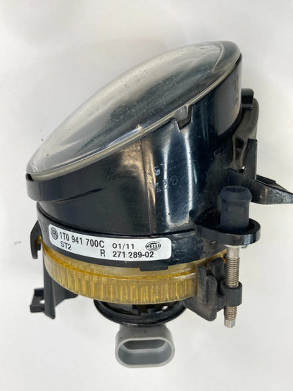 09-11 VOLKSWAGEN TIGUAN BUMPER FRONT RIGHT PASSENGER FOG LIGHT 1T0941700C OEM