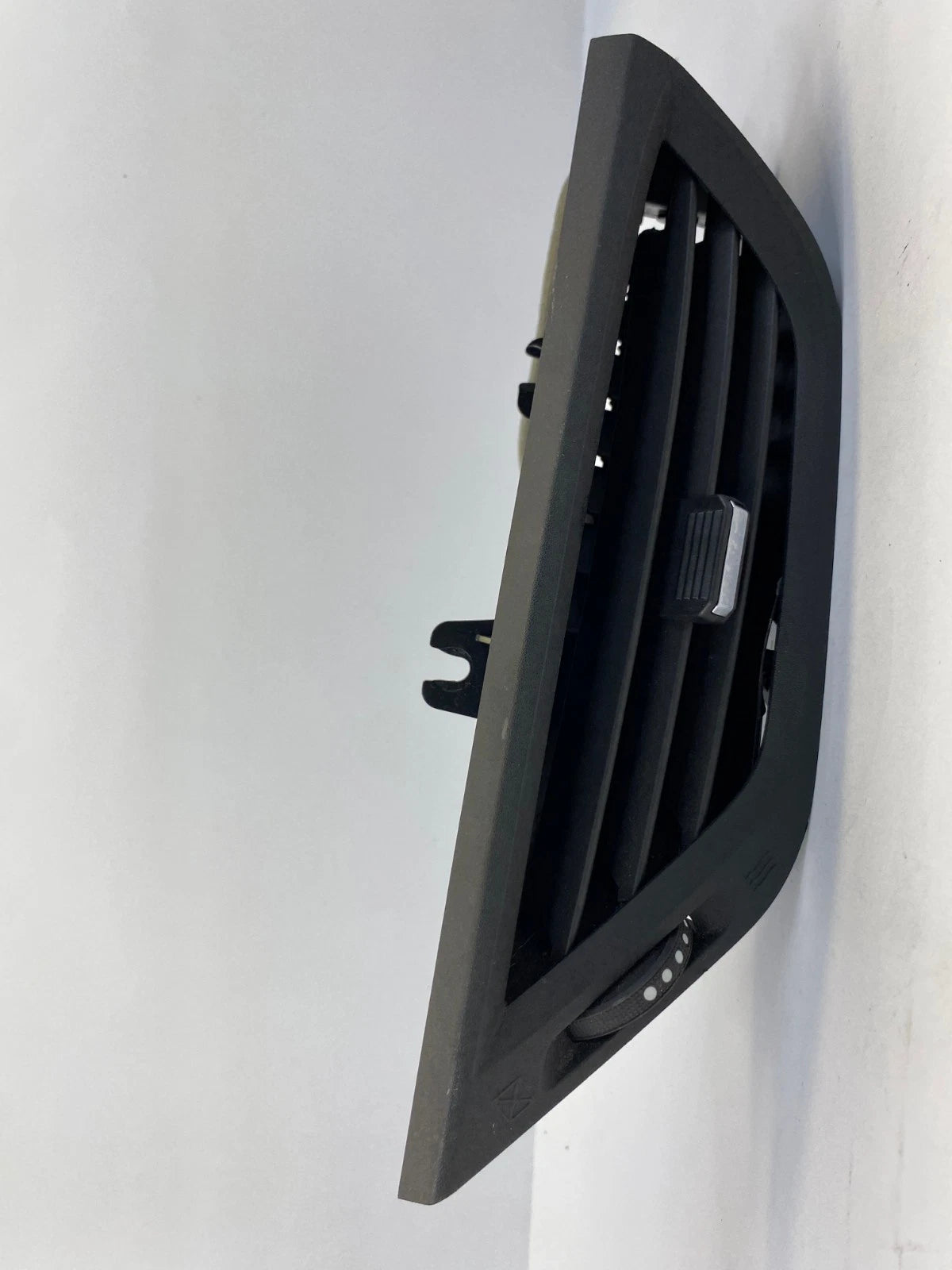 2010-2017 CHEVROLET EQUINOX CENTER DASHBOARD AIR VENT RIGHT OEM FACTORY 23346766