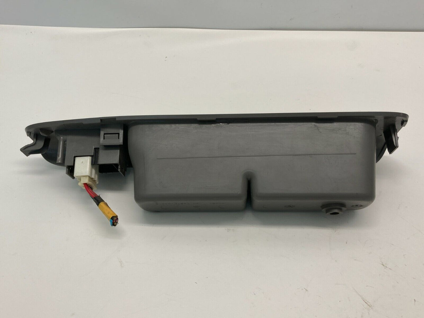 02 03 04 05 06 Toyota Camry Rear Left Side Window Switch W/ Bezel 74272-A010 OEM