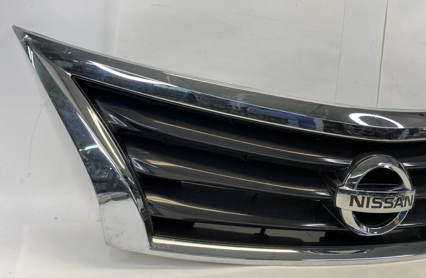 2013-2015 NISSAN ALTIMA FRONT GRILL GRILLE W/ LOGO EMBLEM ASSEMBLY 62310-3TA0A