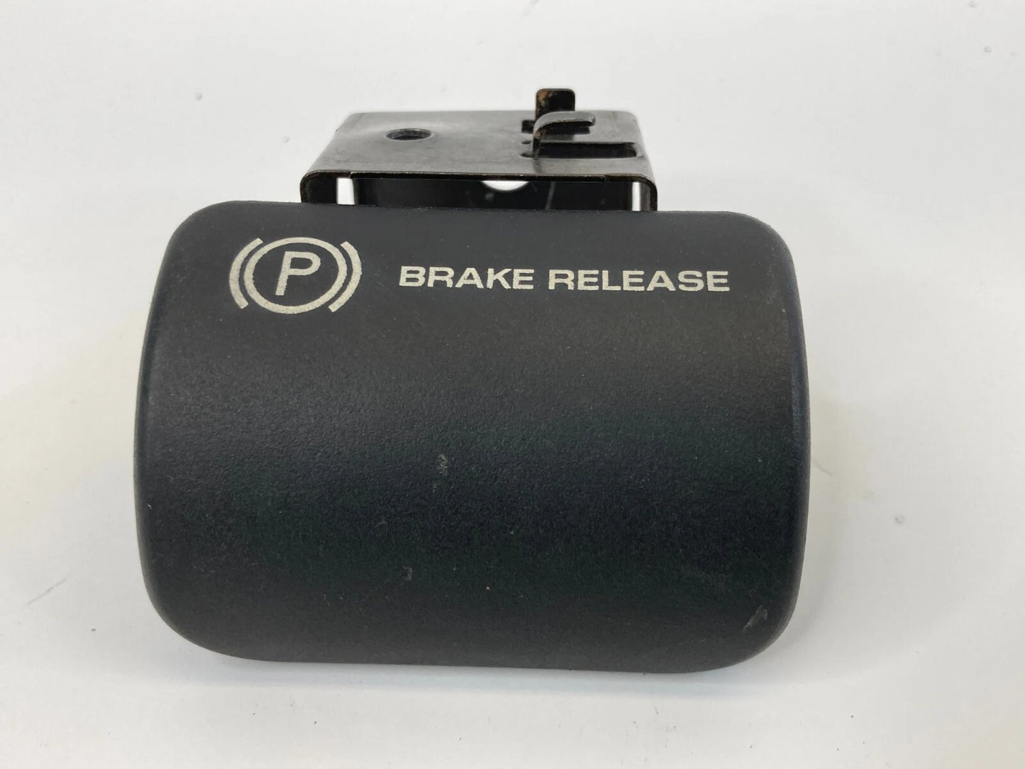 2000-2005 CHEVROLET TAHOE DASHBOARD PARKING EMERGENCY BRAKE RELEASE HANDLE OEM