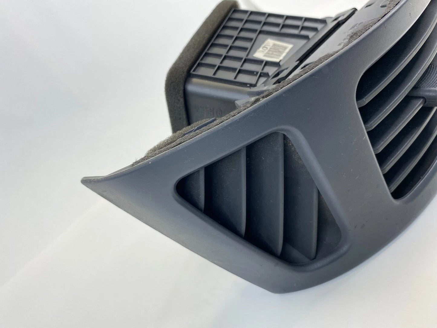 2010 HYUNDAI ELANTRA SEDAN DASH LEFT A/C AIR VENT OUTER OUTLET DUCT GRILLE