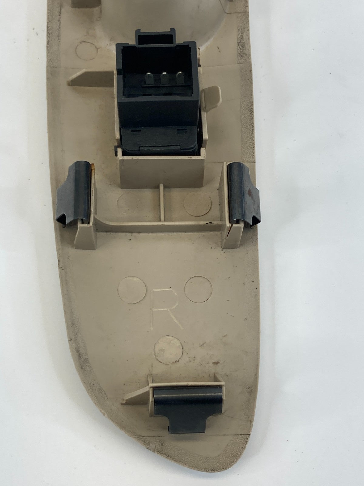 2000-2005 Chevy Monte Carlo Front Right Door Window Switch W Trim 10291206 OEM