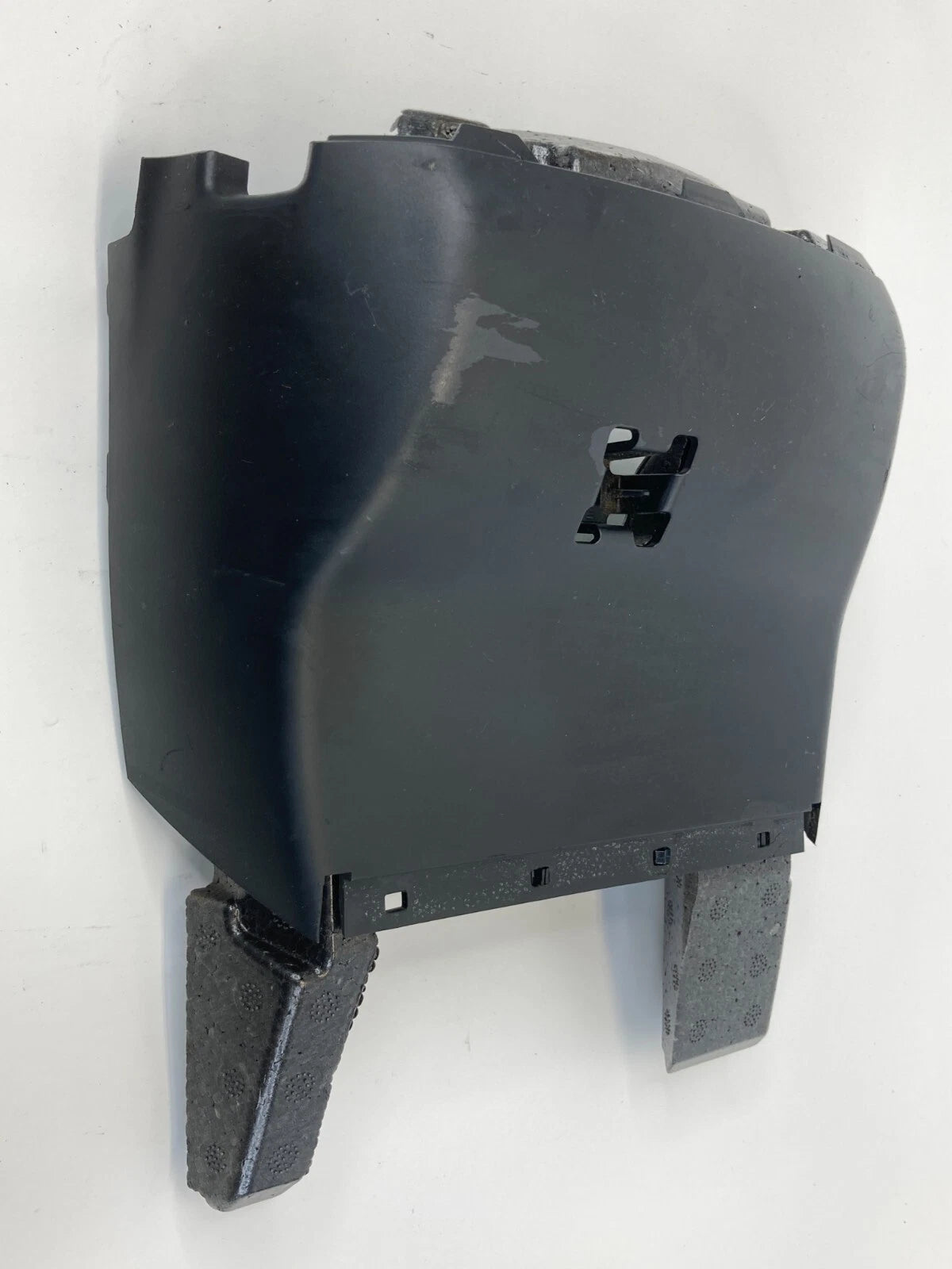 2004-2007 BMW 530I 04 05 545I LOWER STEERING COLUMN LOWER COVER BEZEL TRIM OEM