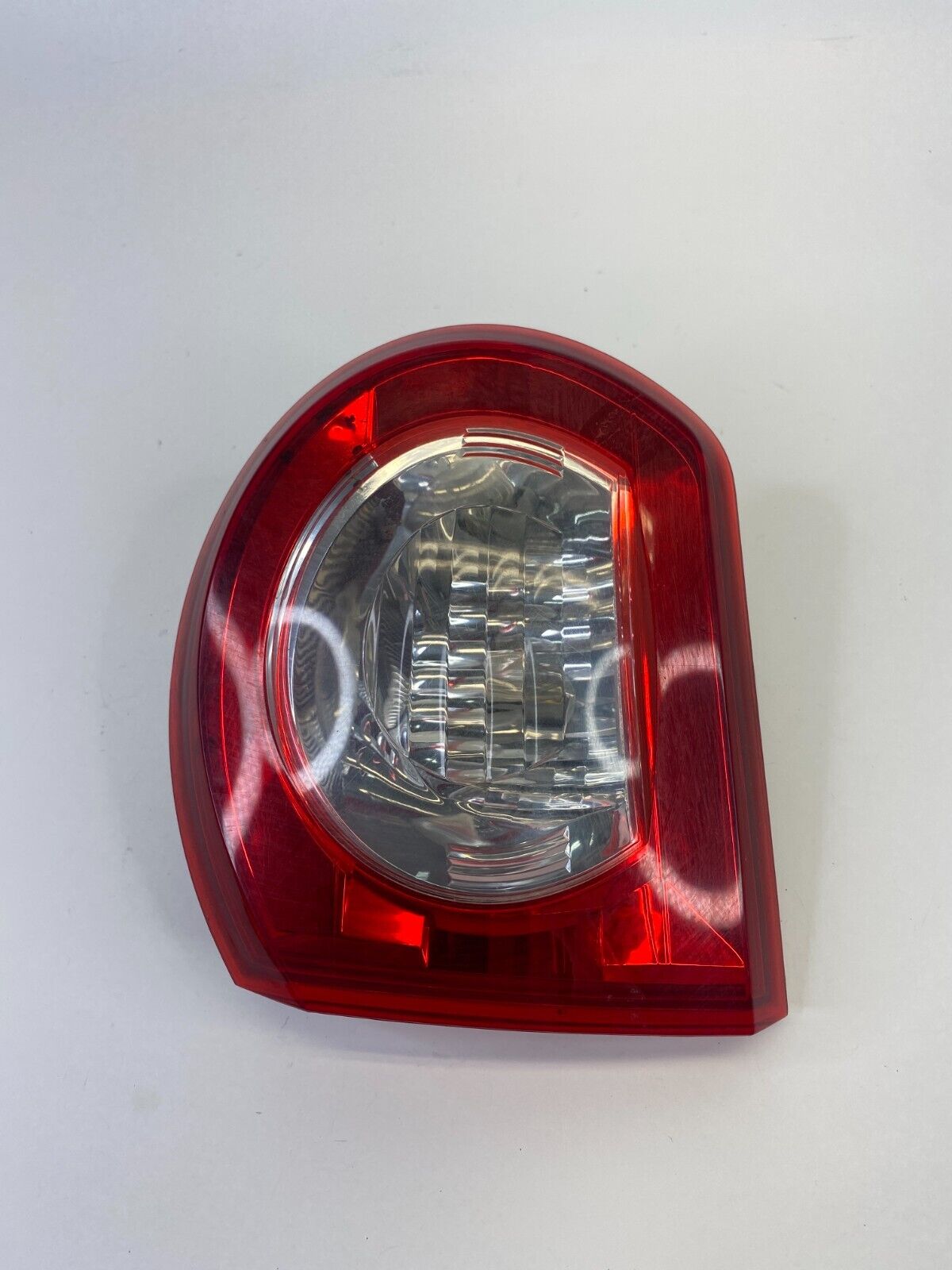 2009-2012 Chevrolet Traverse Rear Right Side Trunk Lid Tail Light Taillight OEM