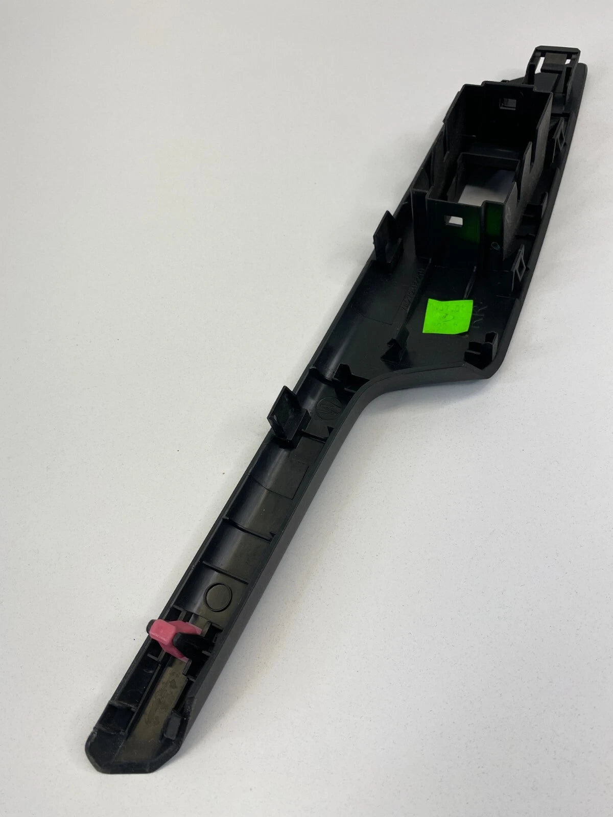 2009-2013 TOYOTA MATRIX REAR LEFT SIDE WINDOW SWITCH TRIM COVER ONLY 74272-02210