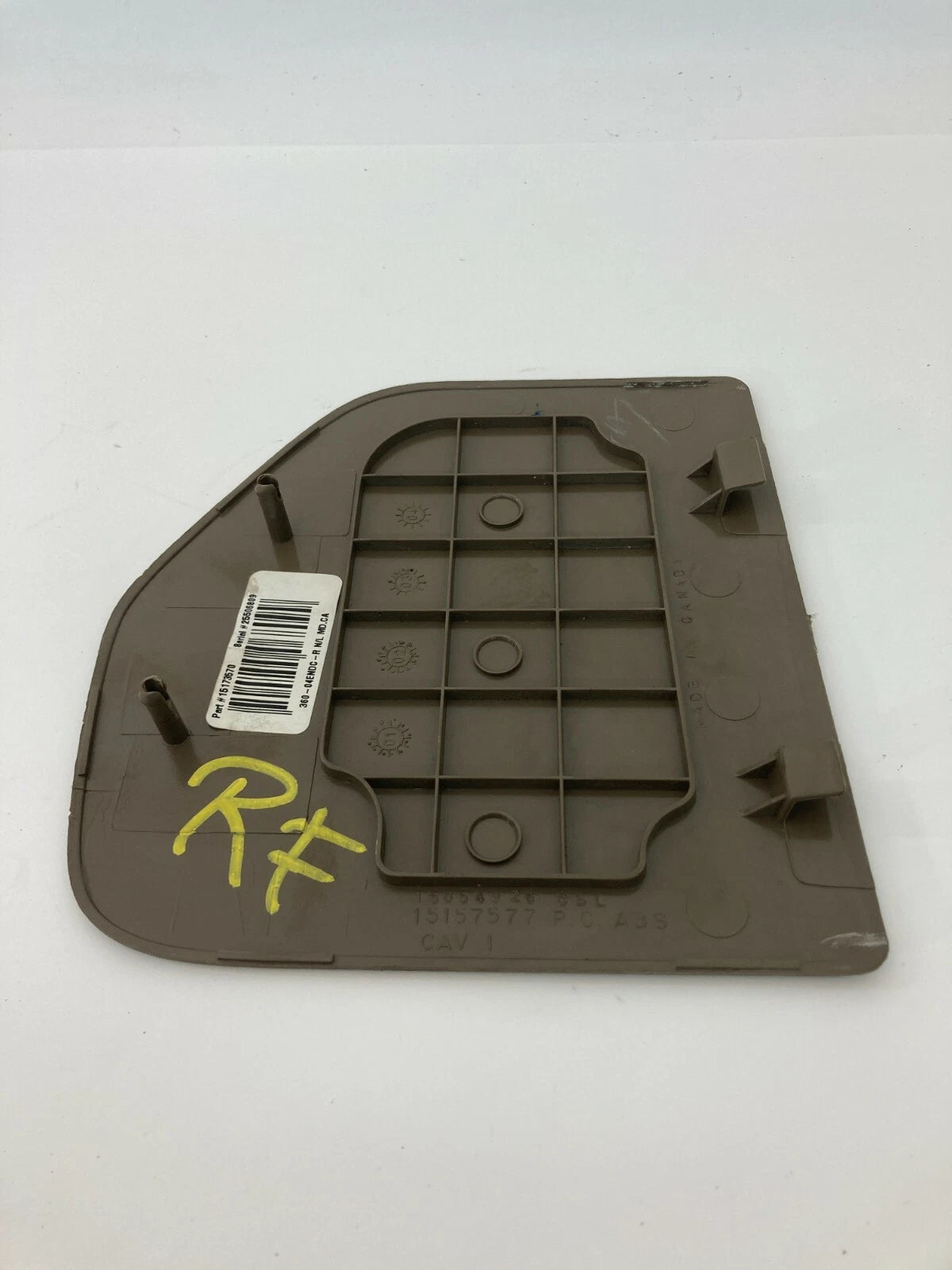 2003 2004 ISUZU ASCENDER FRONT RIGHT PASSENGER SIDE ACCESS COVER END PANEL TRIM