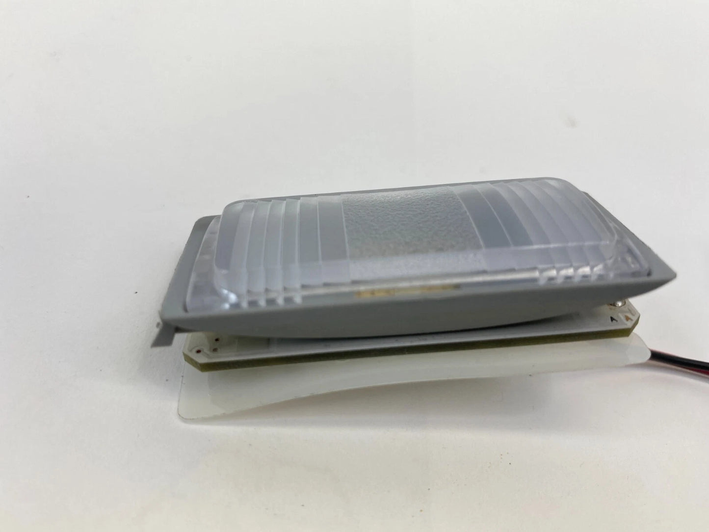 2008-2016 CHRYSLER TOWN & COUNTRY OVERHEAD CONSOLE AUXILLARY LIGHT LAMP OEM