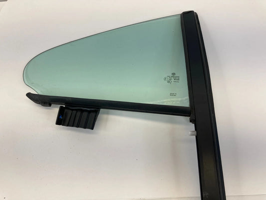 2009-2017 VOLKSWAGEN CC REAR RIGHT DOOR QUARTER VENT GLASS WINDOW 3C8-845-216