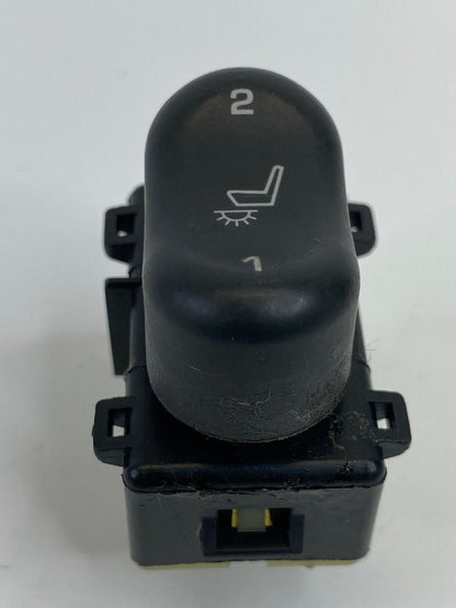 2004 2005 2006 2007 Saturn Vue Heated Heat Seat Button Switch 15774048 OEM