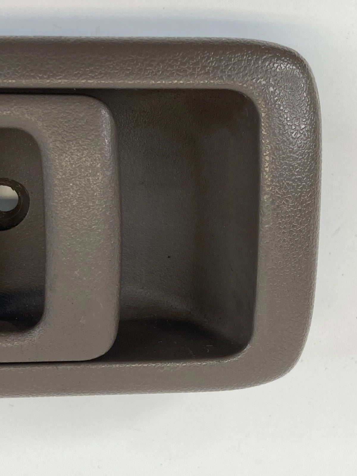 1996-2002 TOYOTA 4RUNNER REAR LEFT SIDE INTERIOR INNER DOOR HANDLE ASSY OEM