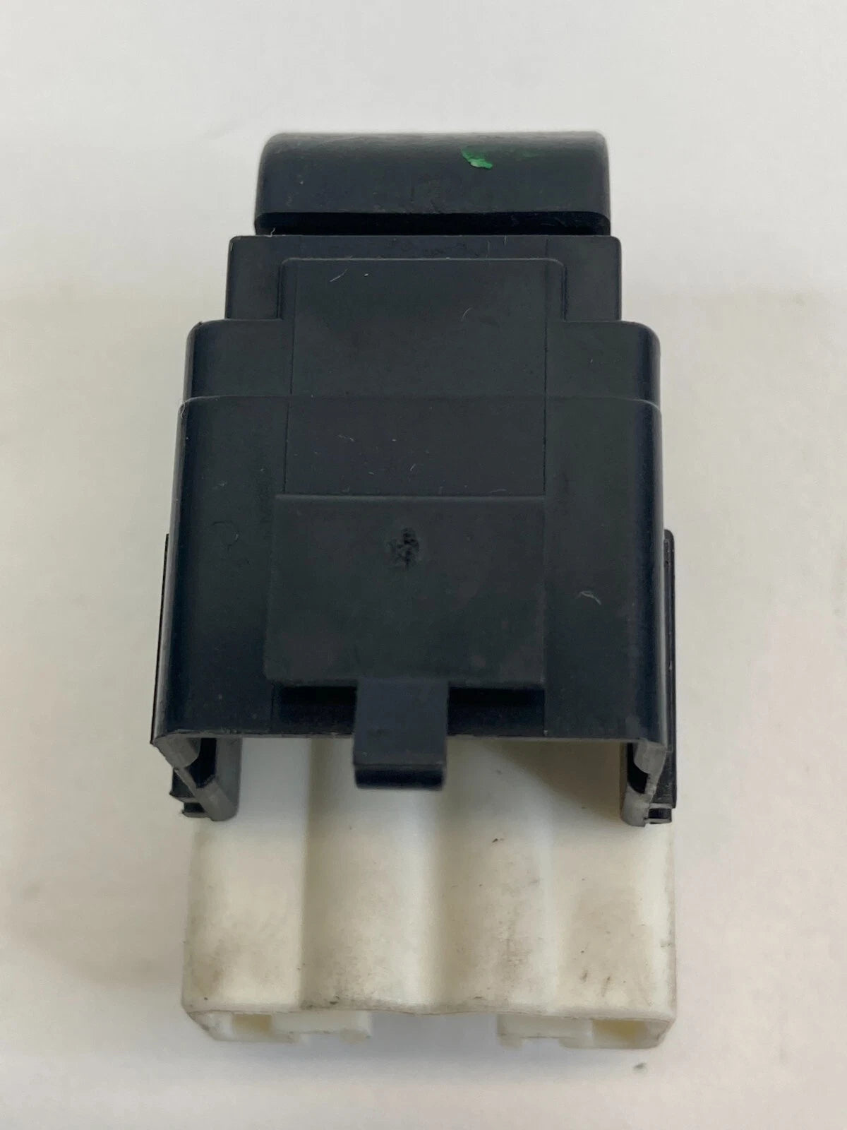 2002-2006 TOYOTA CAMRY 04-09 PRIUS REAR LEFT BACK SIDE DOOR POWER WINDOW SWITCH