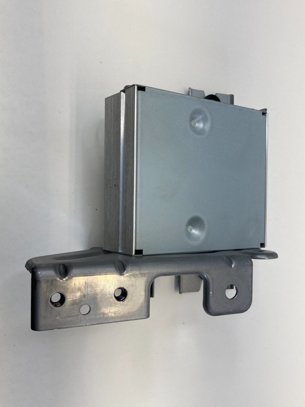 2011-2014 Honda Odyssey Rear A/C Power Inverter Control Computer Module Unit OEM