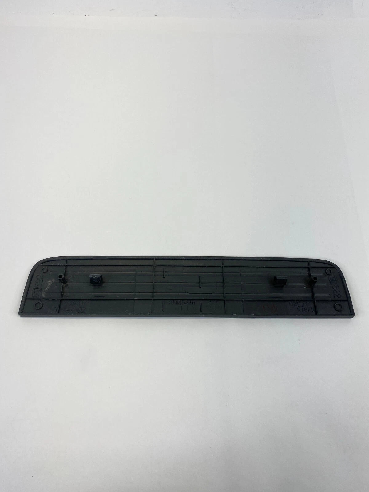 2004-2009 TOYOTA PRIUS REAR LEFT DOOR SILL SCUFF STRIP TRIM PLATE 67915-47020