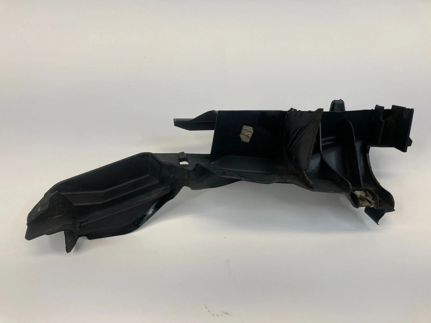 2012-2018 FORD FOCUS FRONT RIGHT COWL FENDER PANEL TRIM SUPPORT BM51A02476AE