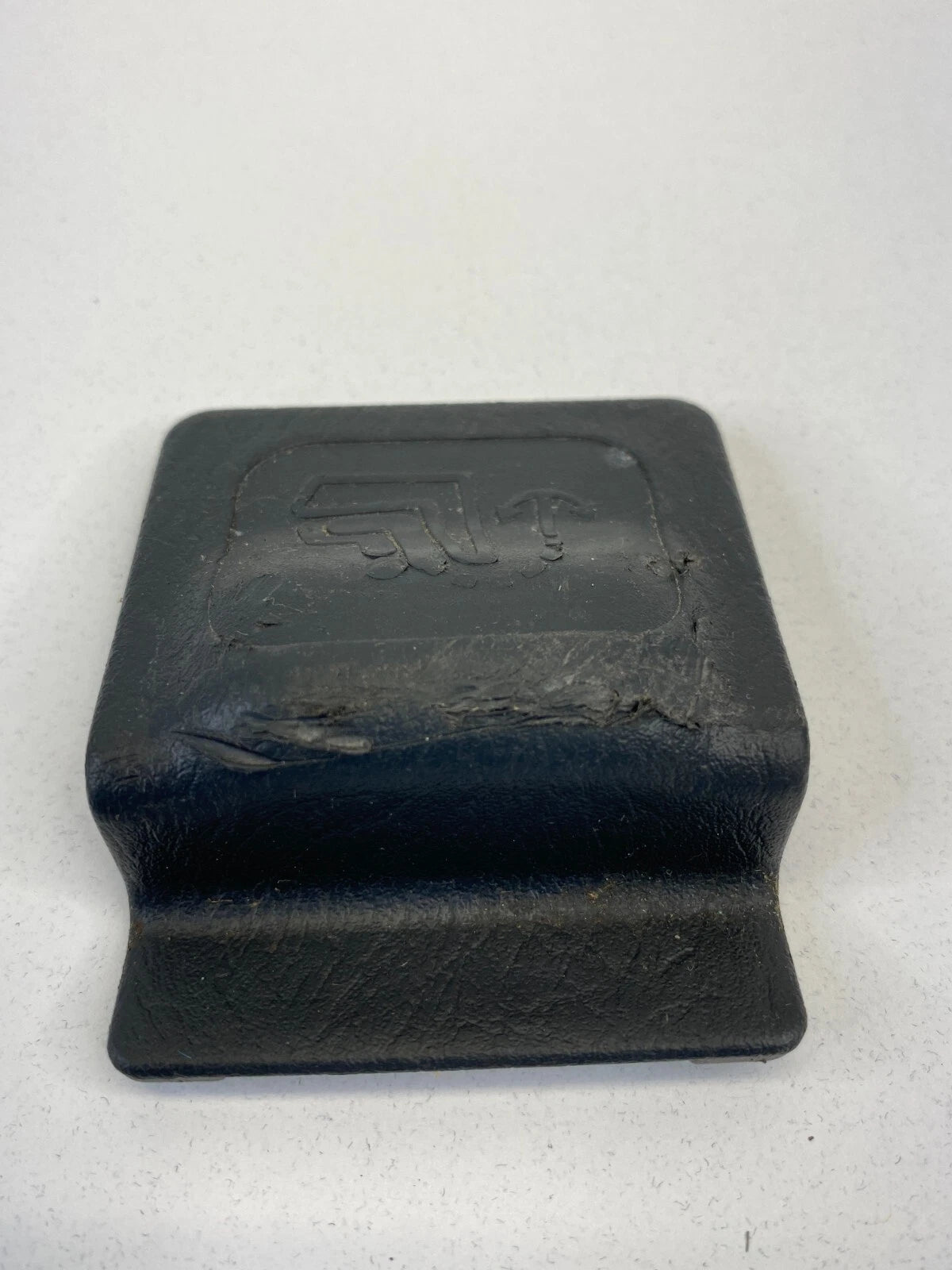 03-06 ACURA MDX REAR CHILD SEAT ANCHOR FINISH PLATE CAP COVER TRIM 84641-S3V-Q00