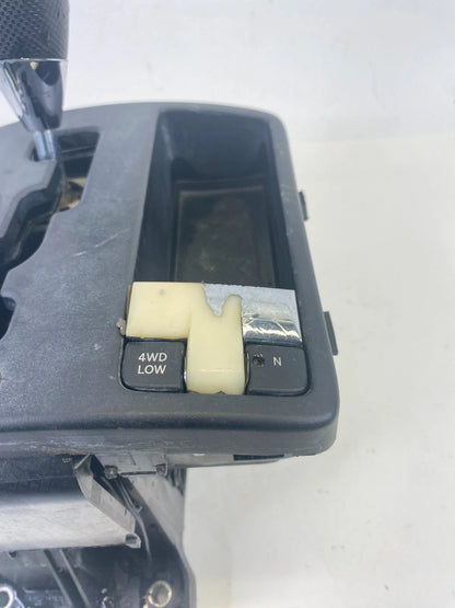 2005-2007 JEEP GRAND CHEROKEE AUTOMATIC FLOOR GEAR SHIFTER LEVER HANDLE OEM