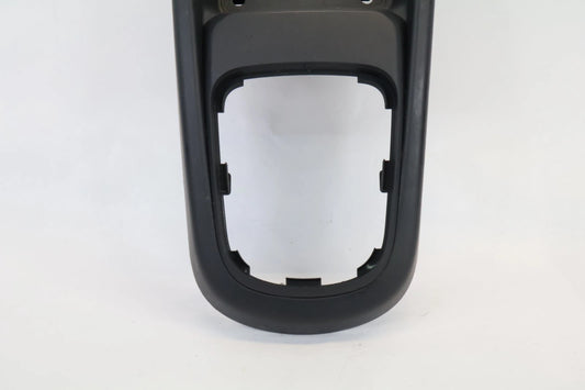 2012 2013 KIA SOUL CENTER CONSOLE SHIFT SHIFTER COVER BEZEL TRIM 84651-2KA01 OEM