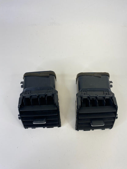 09-11 Toyota Corolla Center Dash A/C Air Vent Grill Grille Set Pair 55688-02040