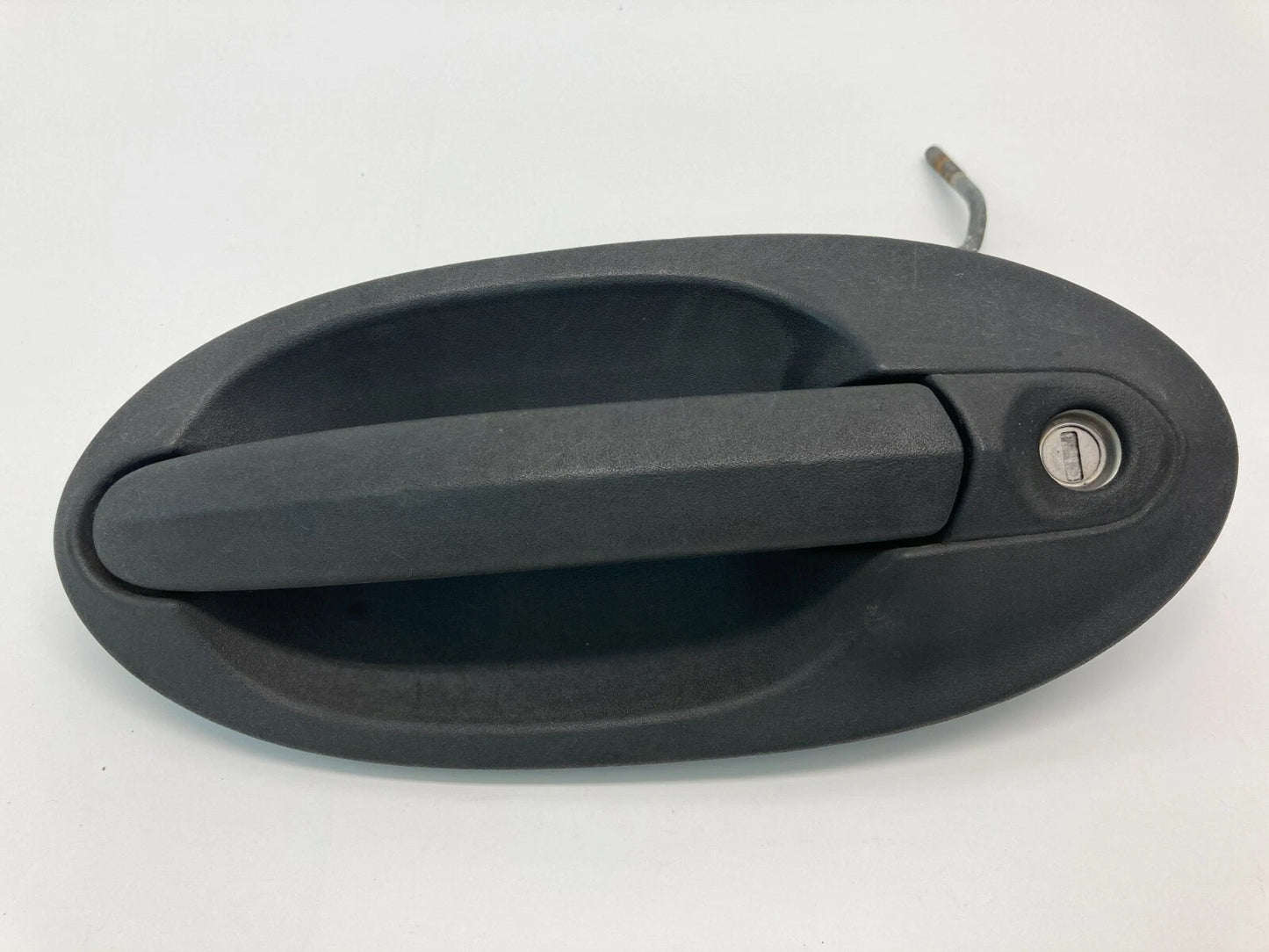 2004 2005 FORD FREESTAR FRONT DRIVER LEFT OUTSIDE EXTERIOR DOOR HANDLE ASSEMBLY