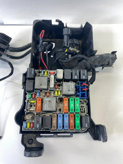 2013-2016 DODGE DART 2.4L ENGINE COMPARTMENT FUSE REALAY BOX W/ COVER OEM