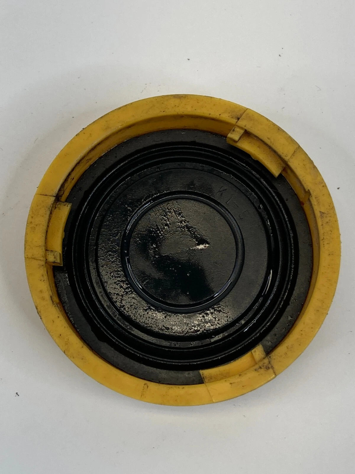 2010-2014 SUBARU LEGACY BRAKE MASTER CYLINDER FLUID CAP RESERVOIR TANK LID COVER