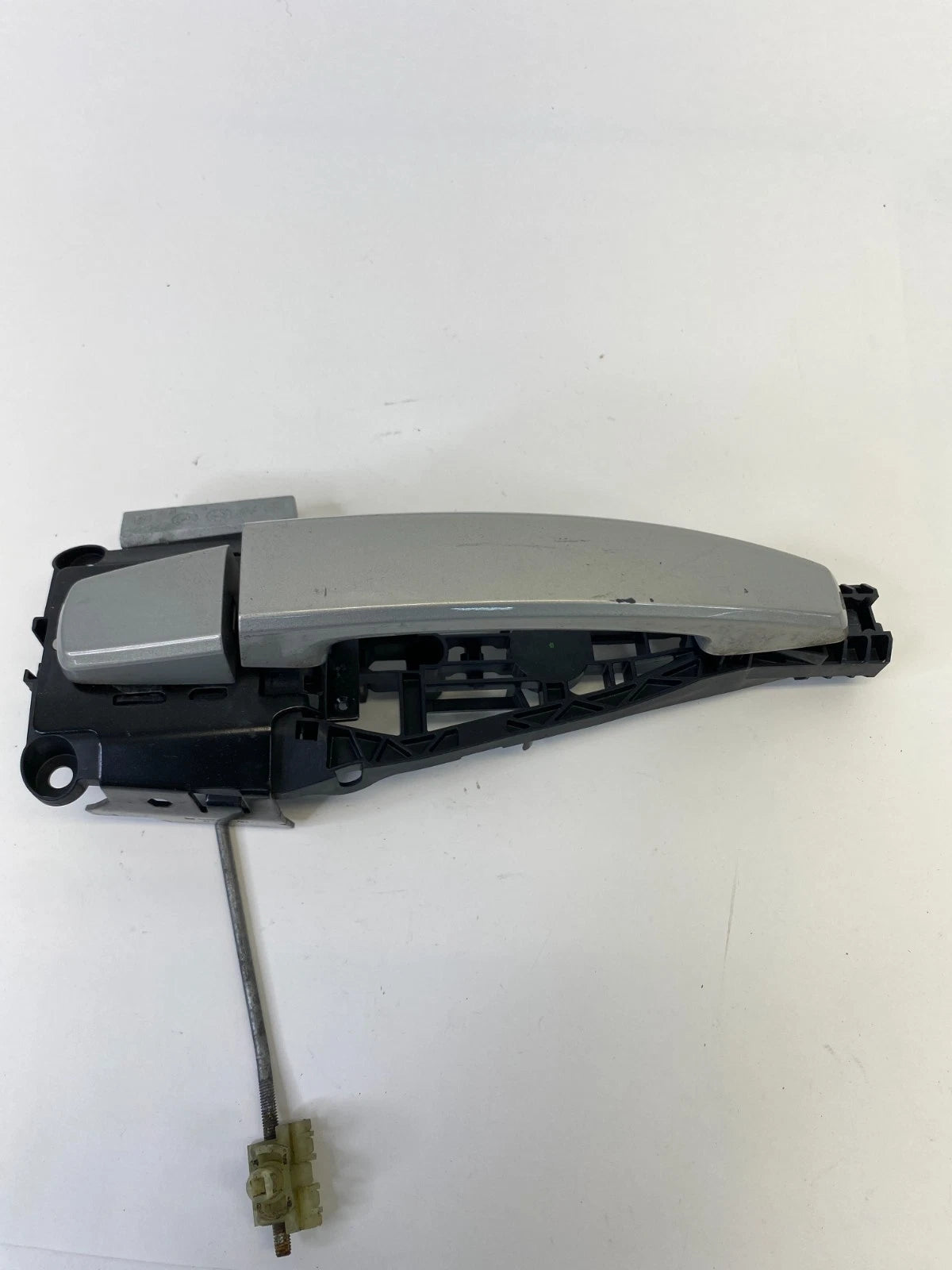 2011 BUICK REGAL SEDAN FRONT RIGHT SIDE EXTERIOR OUTER DOOR HANDLE ASSEMBLY OEM