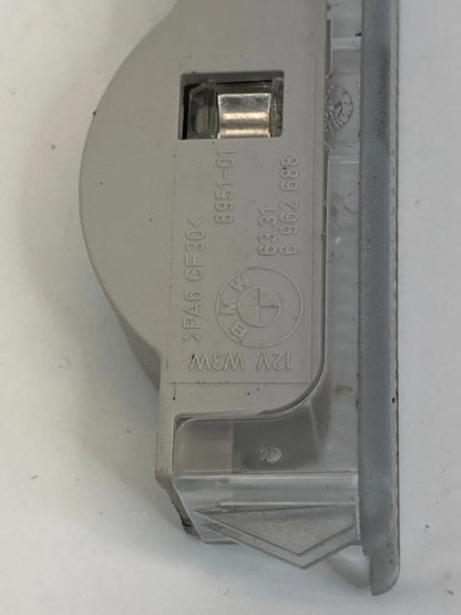 2006 BMW 330I 330XI FRONT RIGHT INTERIOR DOOR COURTESY LIGHT LAMP 6962688 OEM