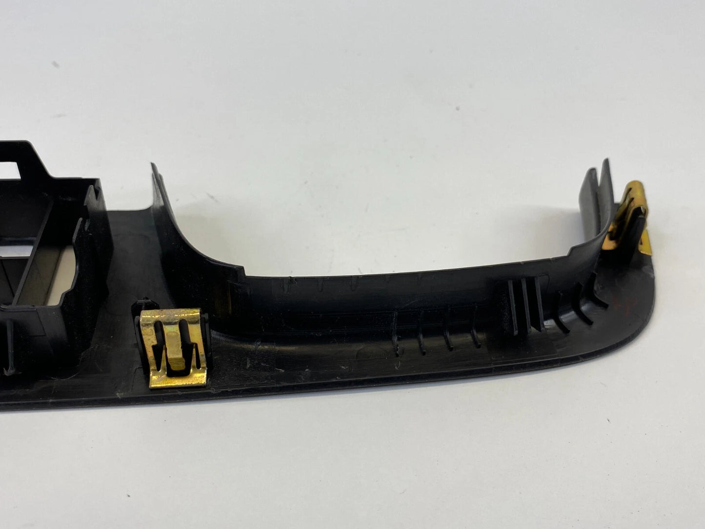 2010-2017 CHEVROLET EQUINOX FRONT LEFT MASTER POWER WINDOW SWITCH TRIM BEZEL OEM