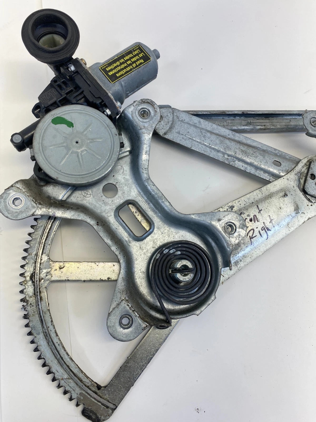 2004-2010 TOYOTA SIENNA FRONT RIGHT PASSENGER POWER WINDOW REGULATOR MOTOR OEM