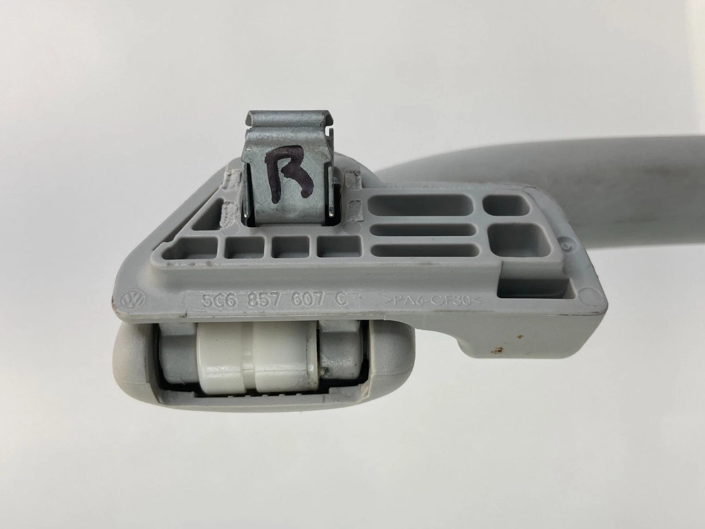 11-18 VOLKSWAGEN JETTA SEDAN INNER ROOF REAR RIGHT INNER GRAB HANDLE 5C6857607C