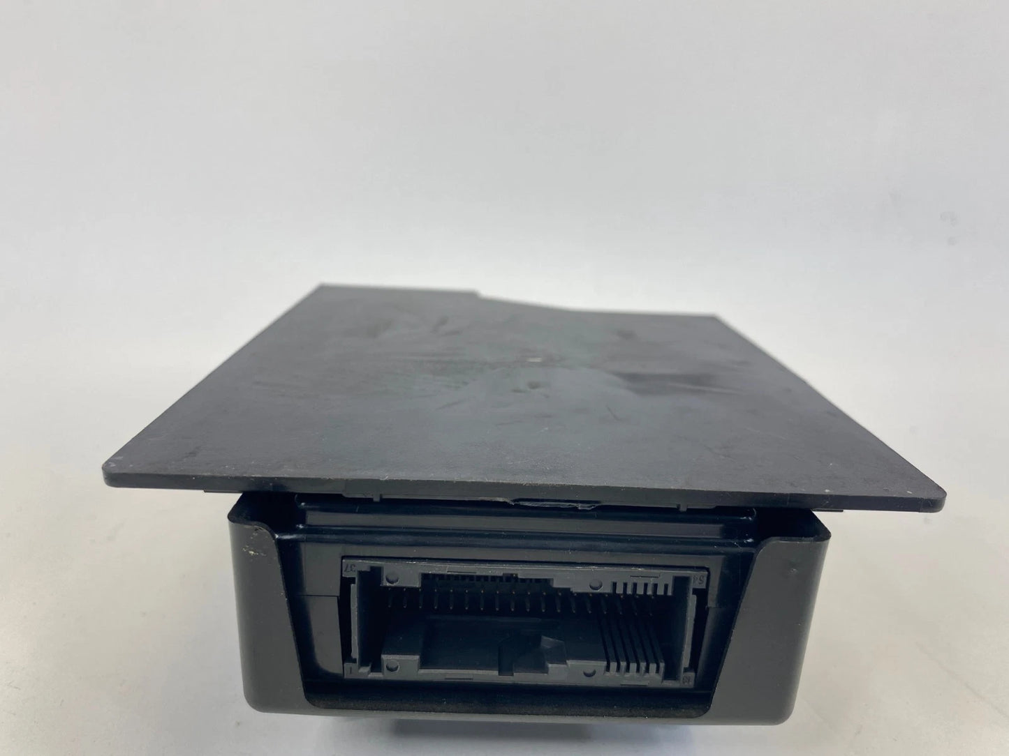 2013-2018 VOLKSWAGEN JETTA MDI MEDIA INTERFACE CONTROL MODULE BOX OEM 5C6864531A