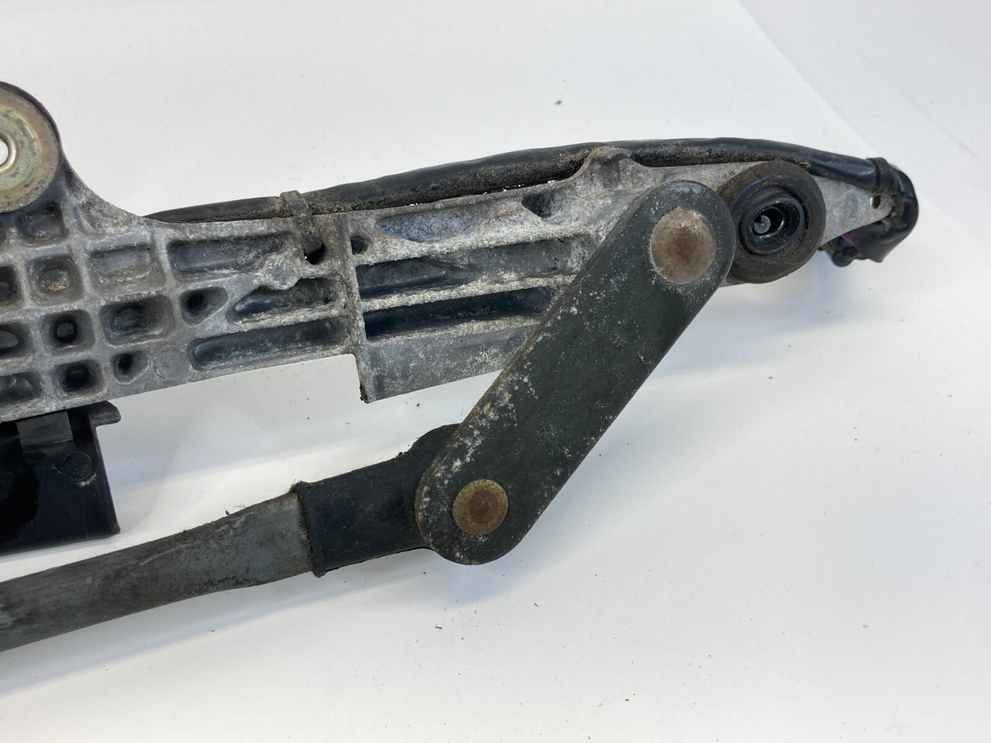 01 02 03 04 05 06 Lexus LS430 Front Windshield Wiper Motor w/ Linkage OEM