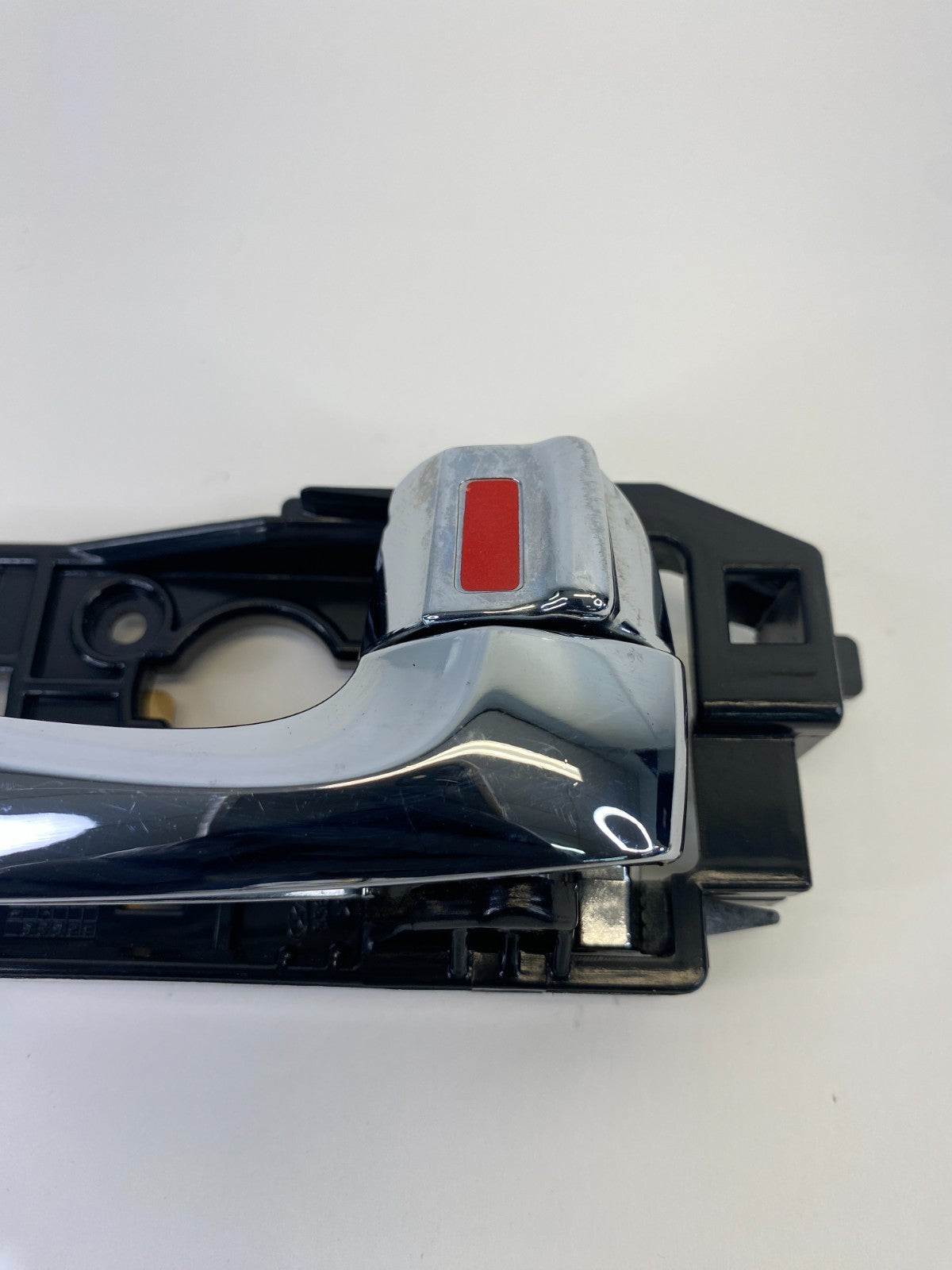 2009 2010 Hyundai Sonata Rear Right Side Interior Door Handle Assy 83623-NF520