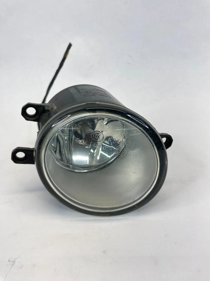 2006-2011 TOYOTA RAV4 YARIS FRONT RIGHT RH SIDE FOG LIGHT LAMP 81210-0D041 OEM