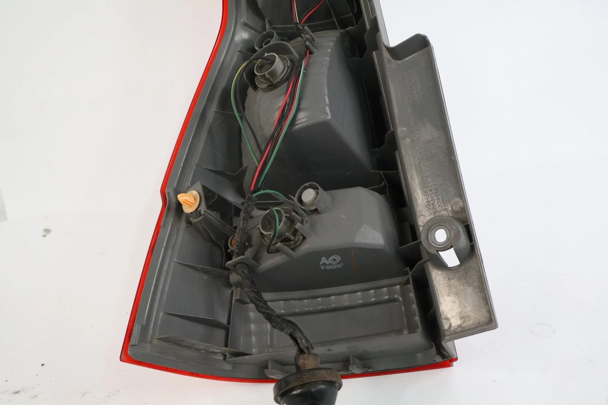 2007-2011 HONDA CR-V CRV REAR RIGHT PASSENGER TAILLIGHT TAIL LIGHT ASSEMBLY OEM
