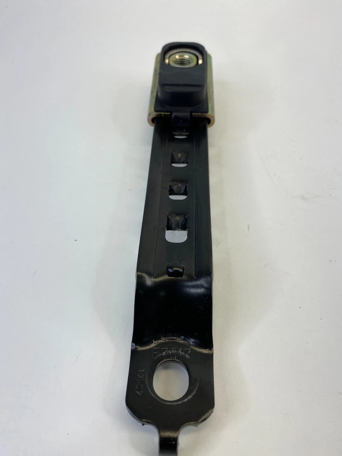 2001-2007 TOYOTA SEQUOIA FRONT LEFT OR RIGHT SEAT BELT HEIGHT ADJUSTER ASSEMBLY
