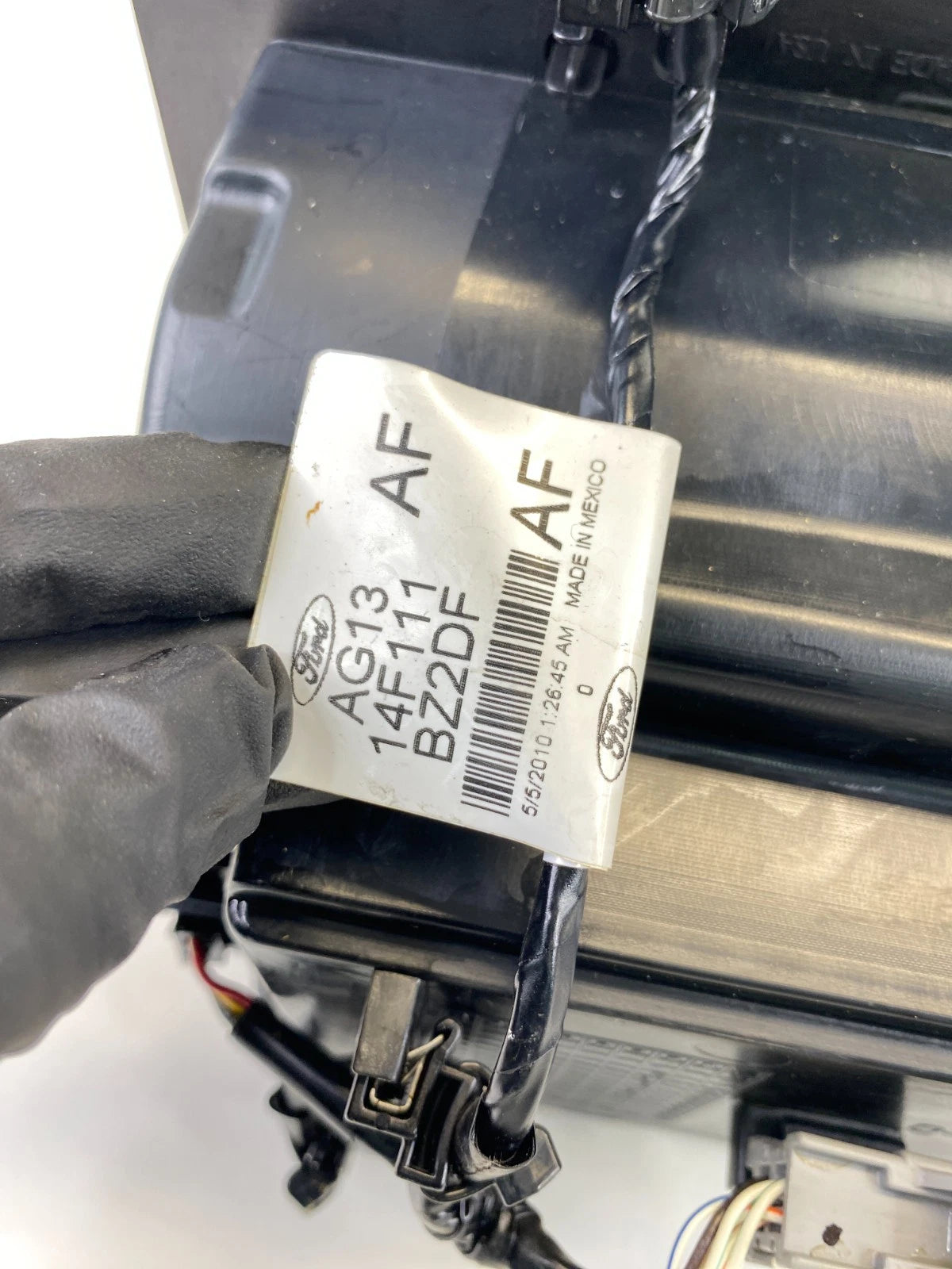 2010-2016 FORD TAURUS DASH CENTER CONSOLE CUP HOLDER AG13-14F111-AF OEM