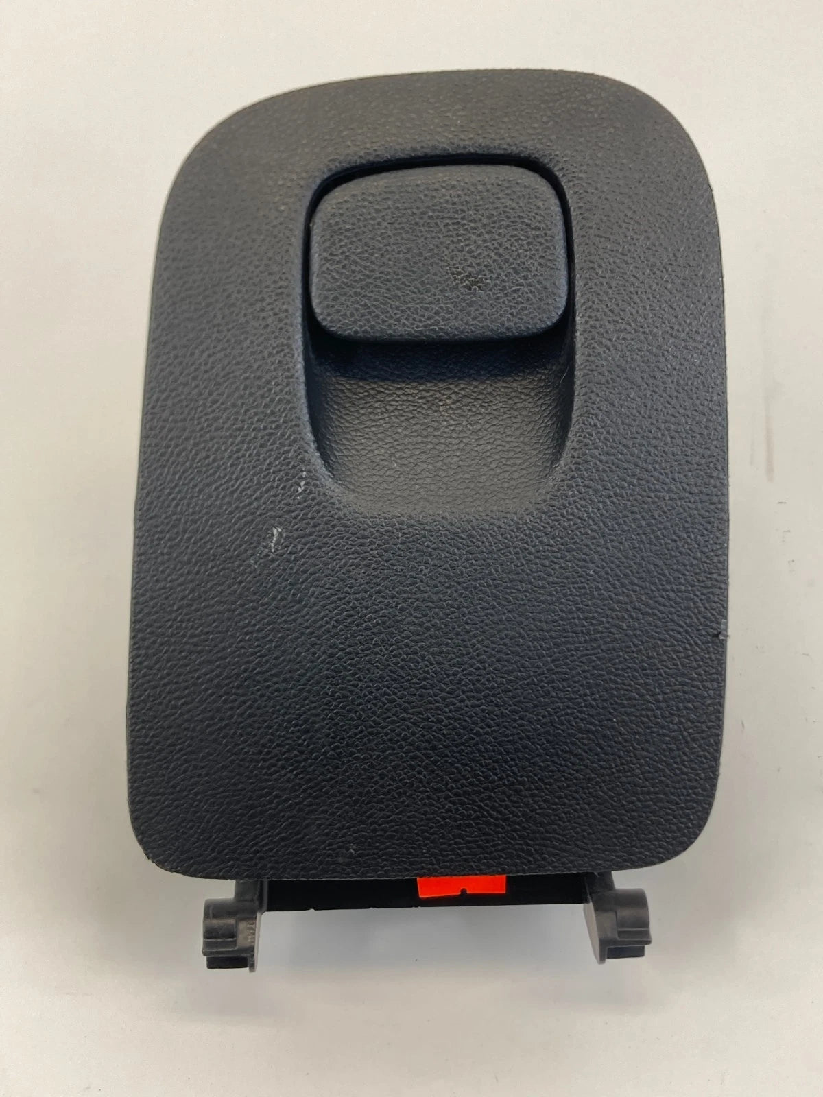 2017-2020 Chevrolet Trax Dash Interior Fuse Box Cover Coin Tray Assy OEM