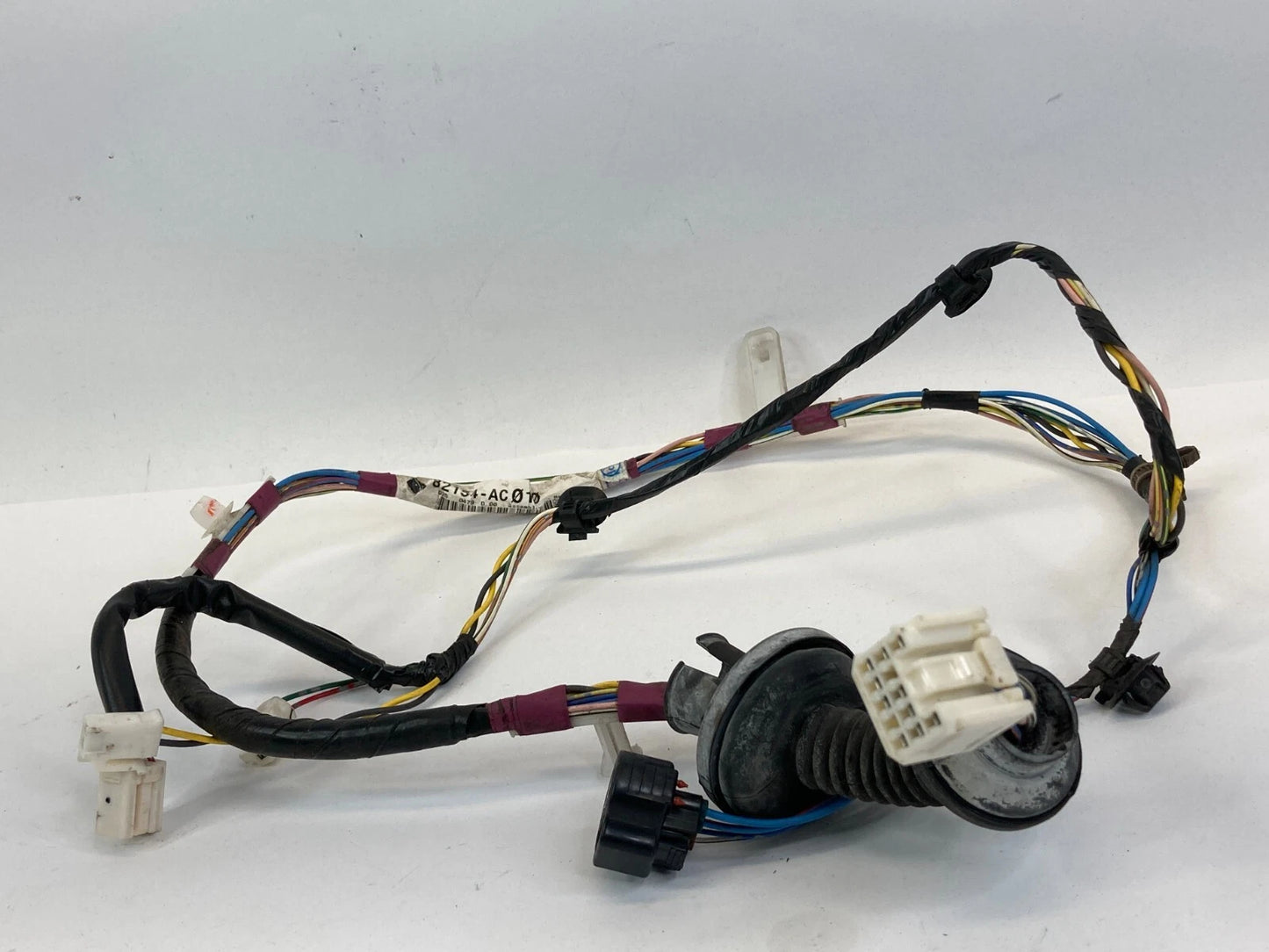 2000-2004 TOYOTA AVALON REAR LEFT SIDE DOOR HARNESS WIRE WIRING 82154-AC010