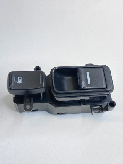 2003-2008 HONDA ACCORD SEDAN FRONT RIGHT DOOR WINDOW BUTTON SWITCH M22699 OEM