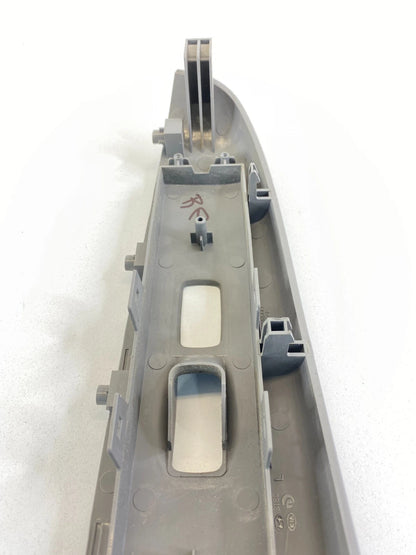 2006-2012 KIA SEDONA FRONT RIGHT SIDE DOOR WINDOW SWITCH BEZEL COVER 201003447
