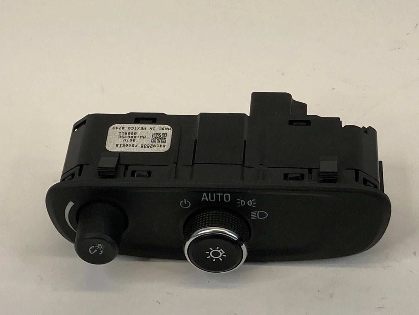 2017-2022 Chevrolet Trax Dash Headlight Headlamp Dimmer Switch 84192536 OEM