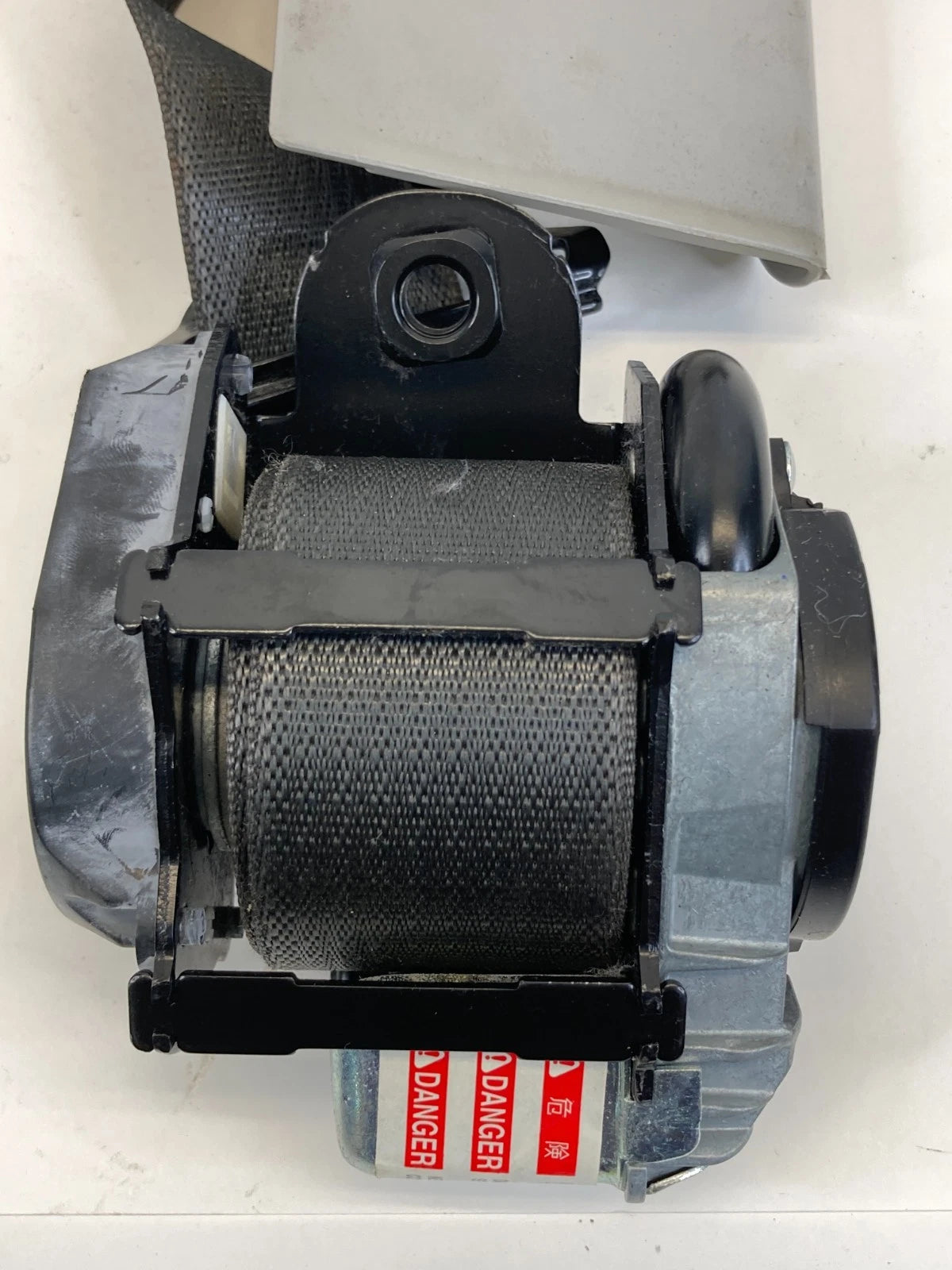 2011-2016 CHEVROLET CRUZE FRONT LEFT SEAT BELT RETRACTOR & TENSIONER 616263700C