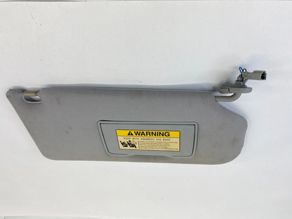 2005-2007 HONDA ODYSSEY RIGHT PASSENGER SIDE SUNVISOR SUN VISOR SHADE W/ LIGHT