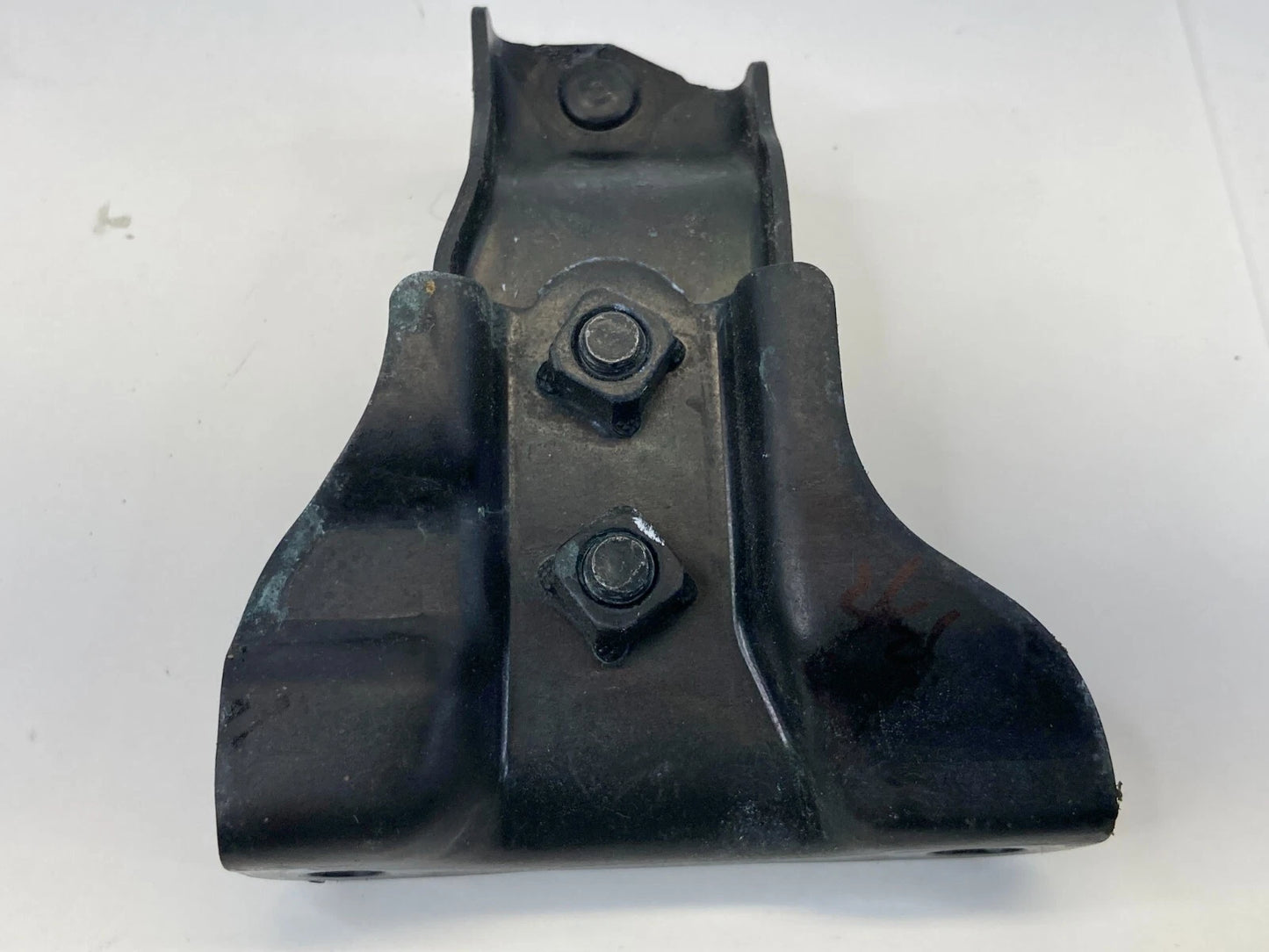 2011-2017 HONDA ODYSSEY REAR RIGHT SLIDING DOOR ROLLER HINGE BRACKET OEM